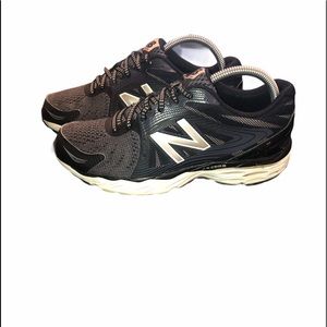 New Balance 680 V4
